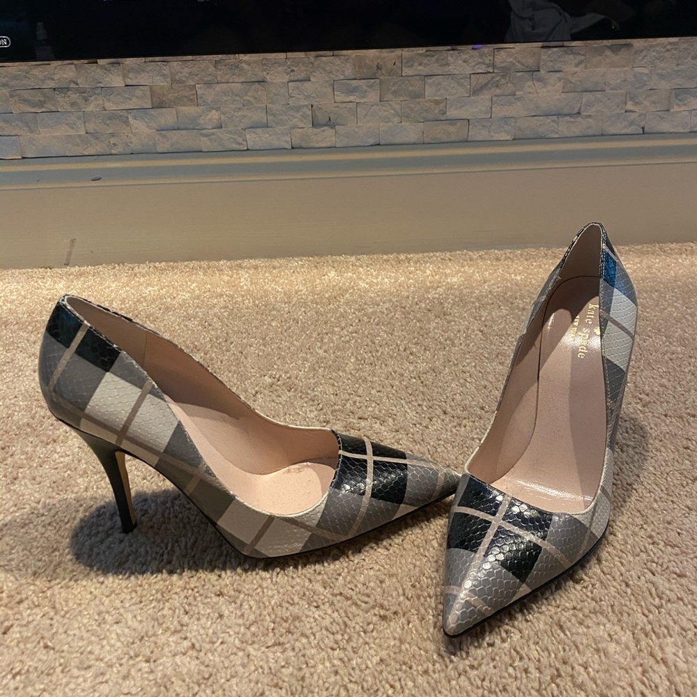 Kate Spade shoes never worn